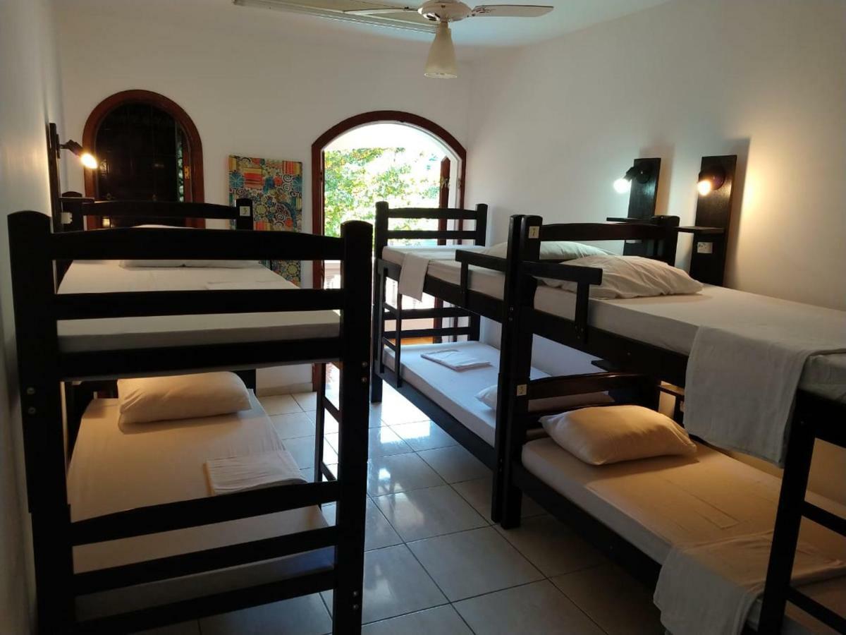 Capim Limao Hostel Boutique Гуаружа Экстерьер фото